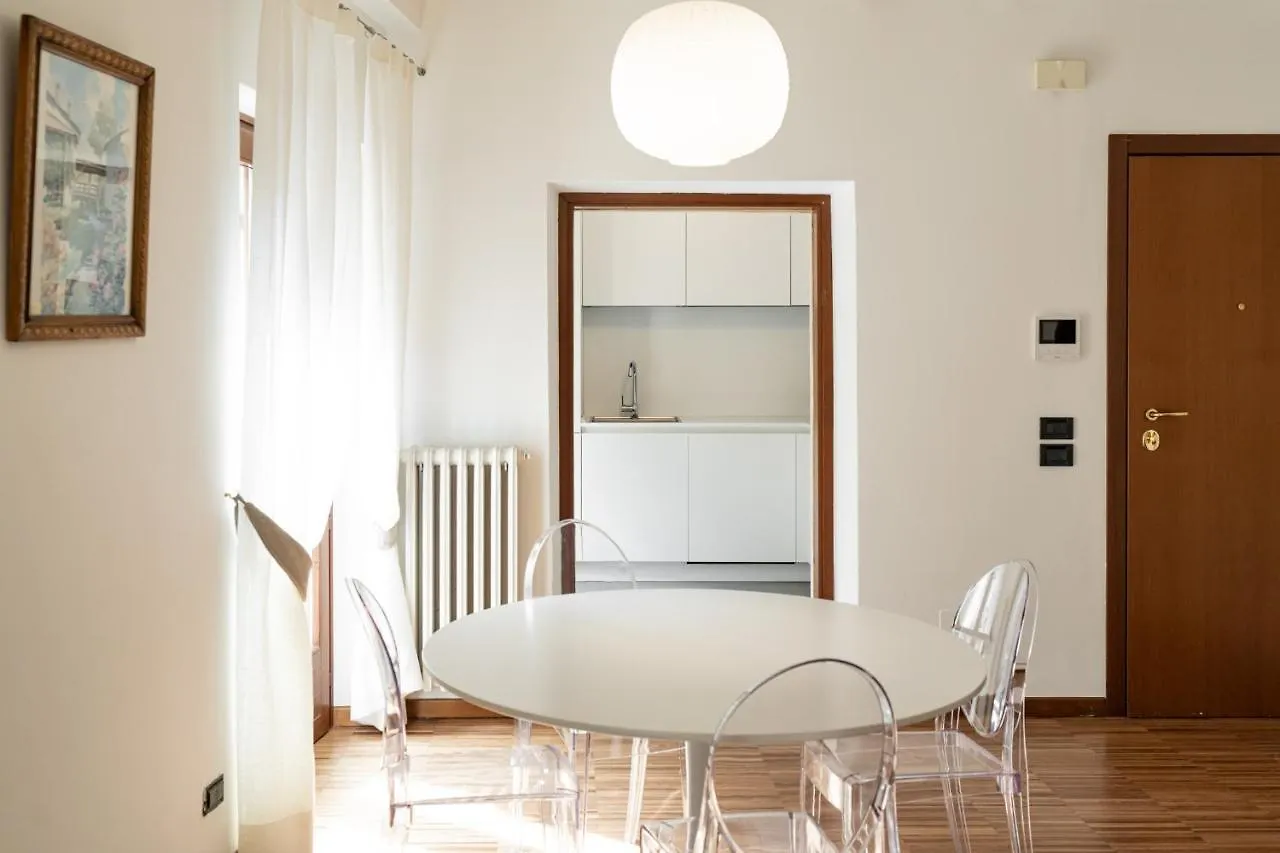 Domus Verona - Residenza Marconi 0*,